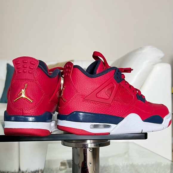 AIR JORDAN 4 Retro NEW - Picture 3 of 13
